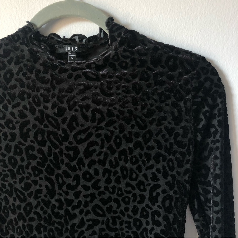 Iris leaporad print long sleeve